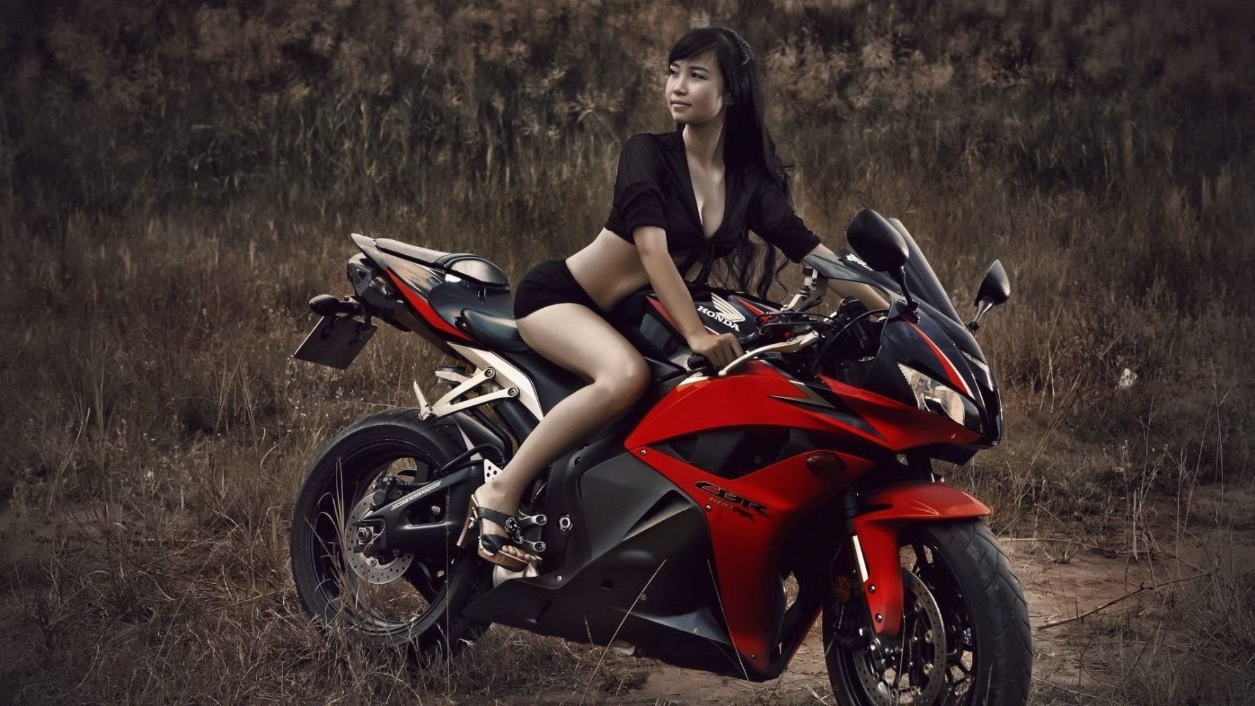 Fitness girls and bikes in Makasar