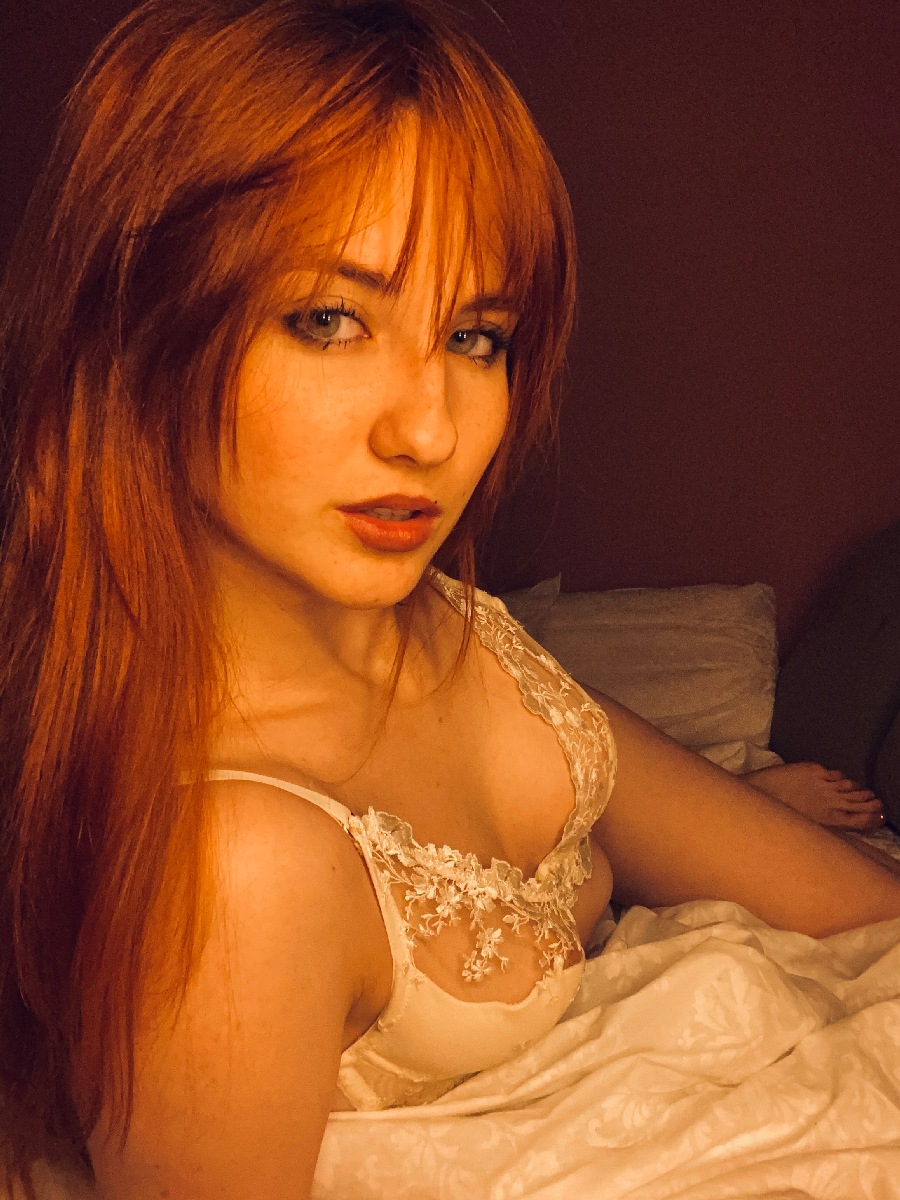 A playful frame from Nata — online in Makasar