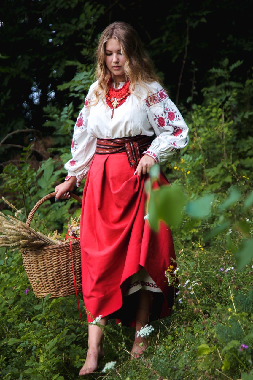 Slavic girls in Makasar