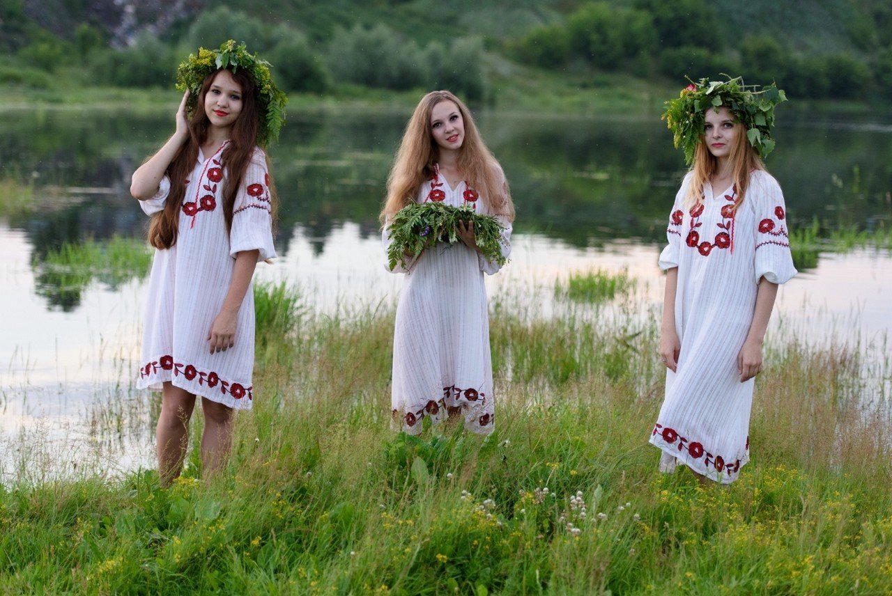 Slavic women in Makasar