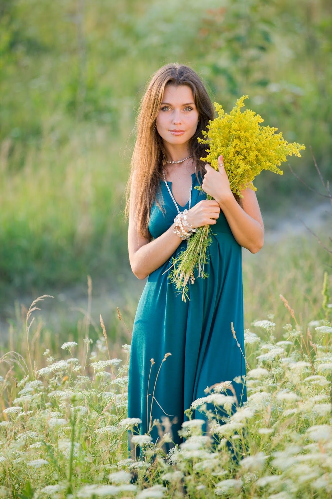 Slavic women in Makasar