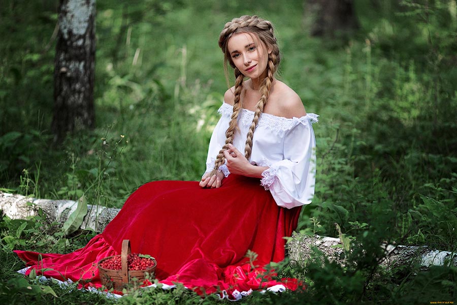 Sexy photo Slavic women in Makasar