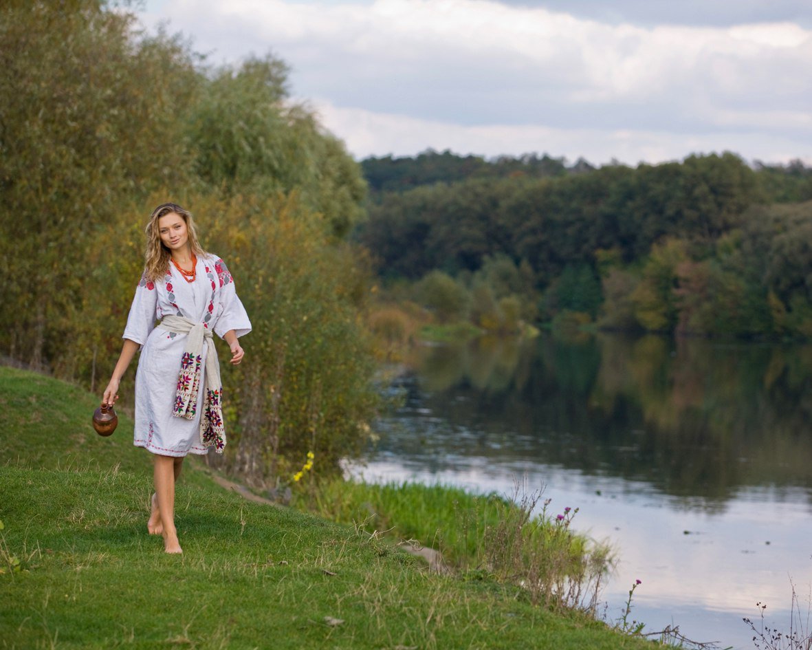 Nude girl Slavic women in Makasar