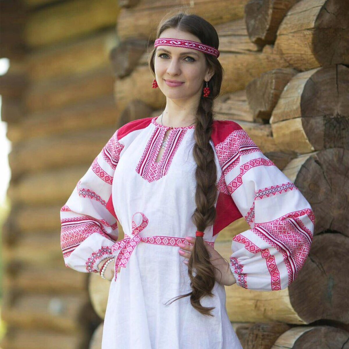 Girls in Slavic costumes in Makasar