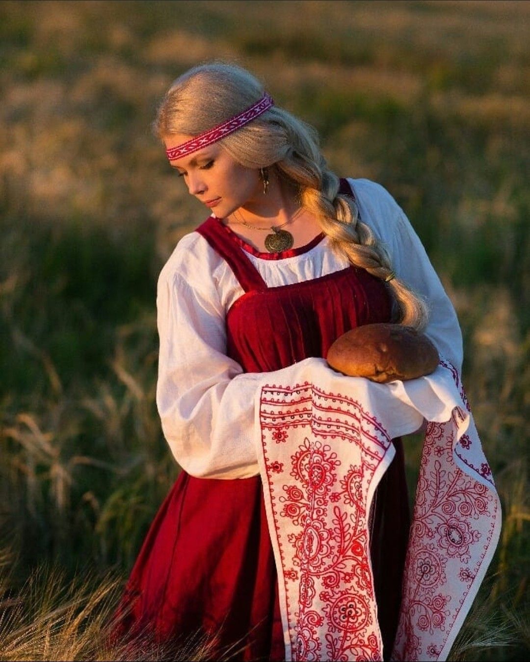 Girls in Slavic costumes in Makasar